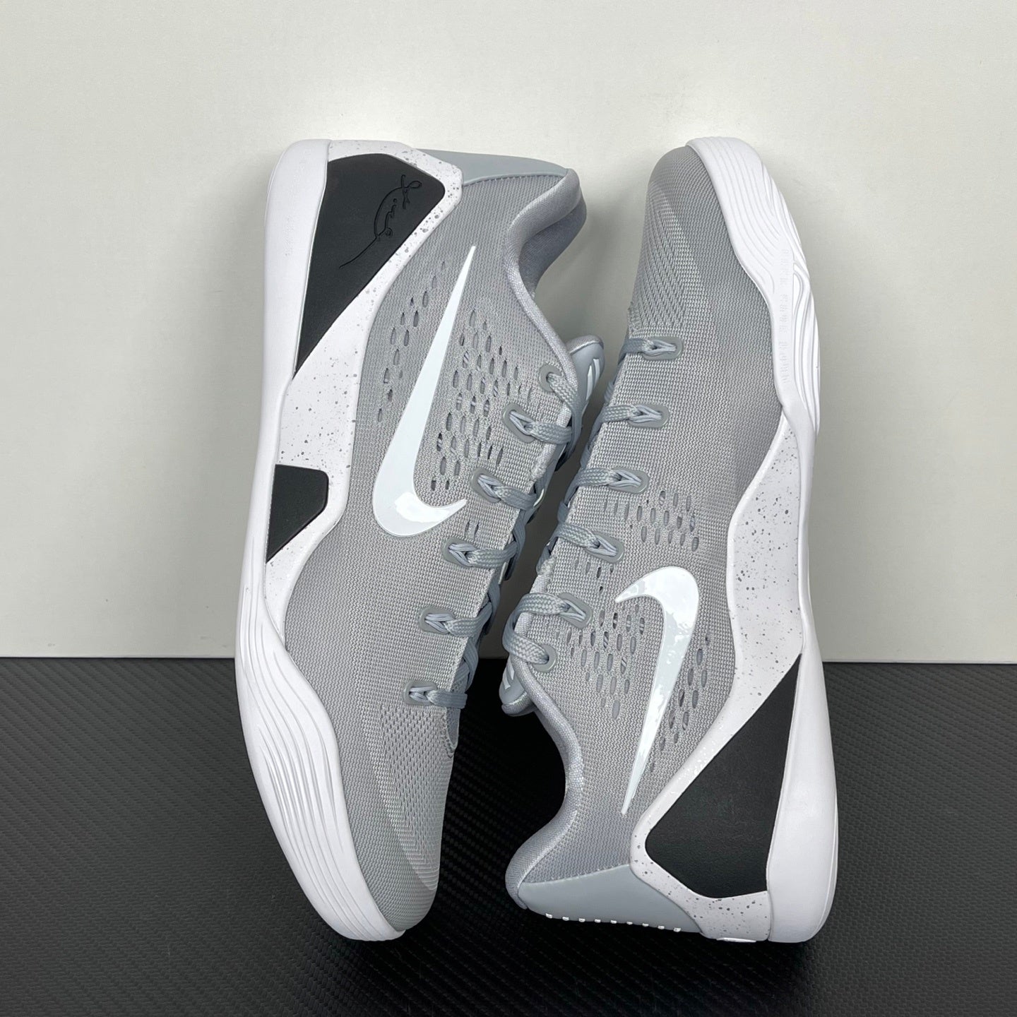 KB9 Wolf Grey