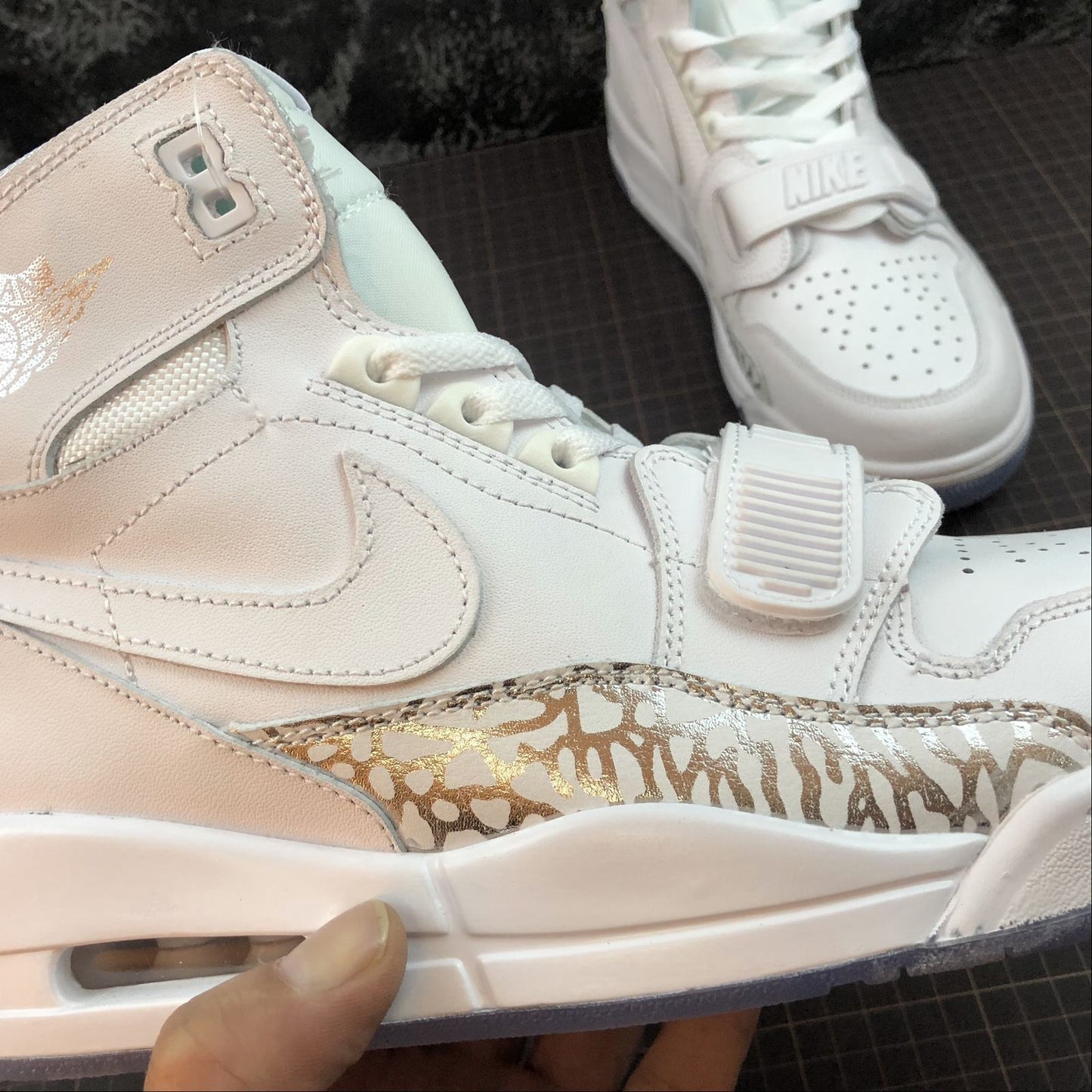 Legacy 312 White Skin