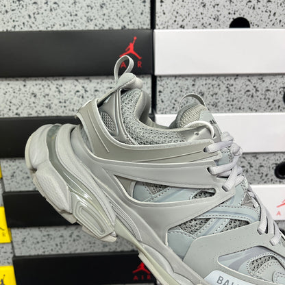 BLG Track Grey
