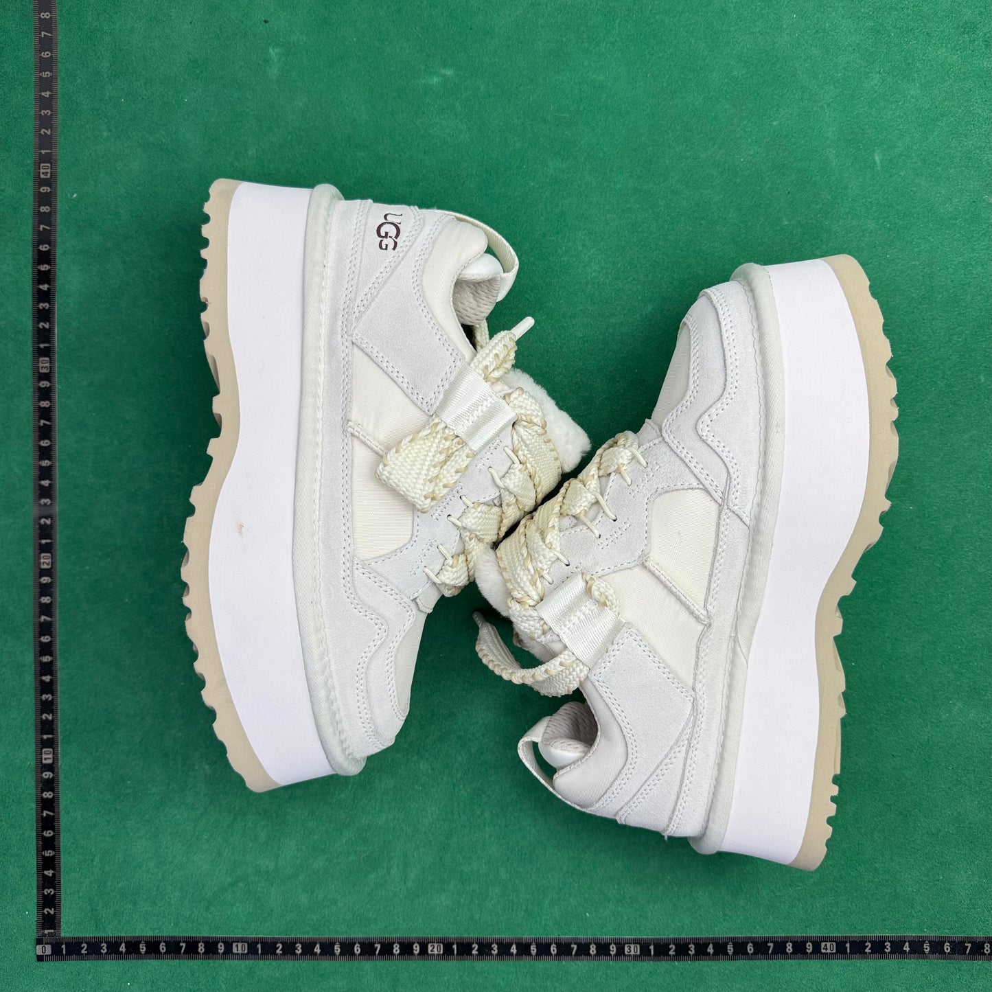 TT UGG Astromel