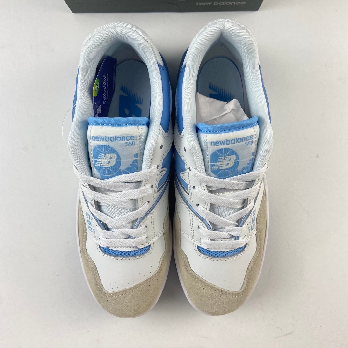 550 Baby Blue and White