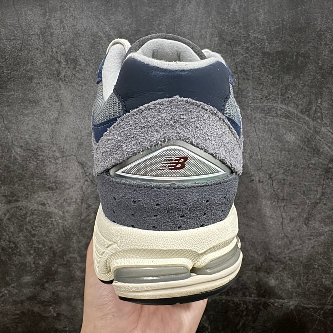2002 Grey Blue