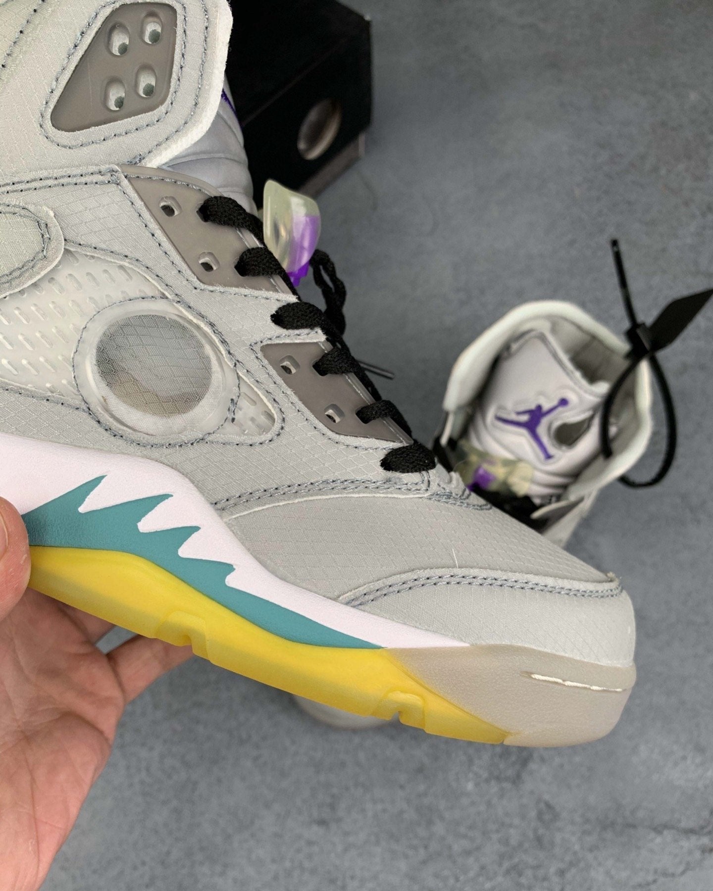AJ 5 Retro Off Sail