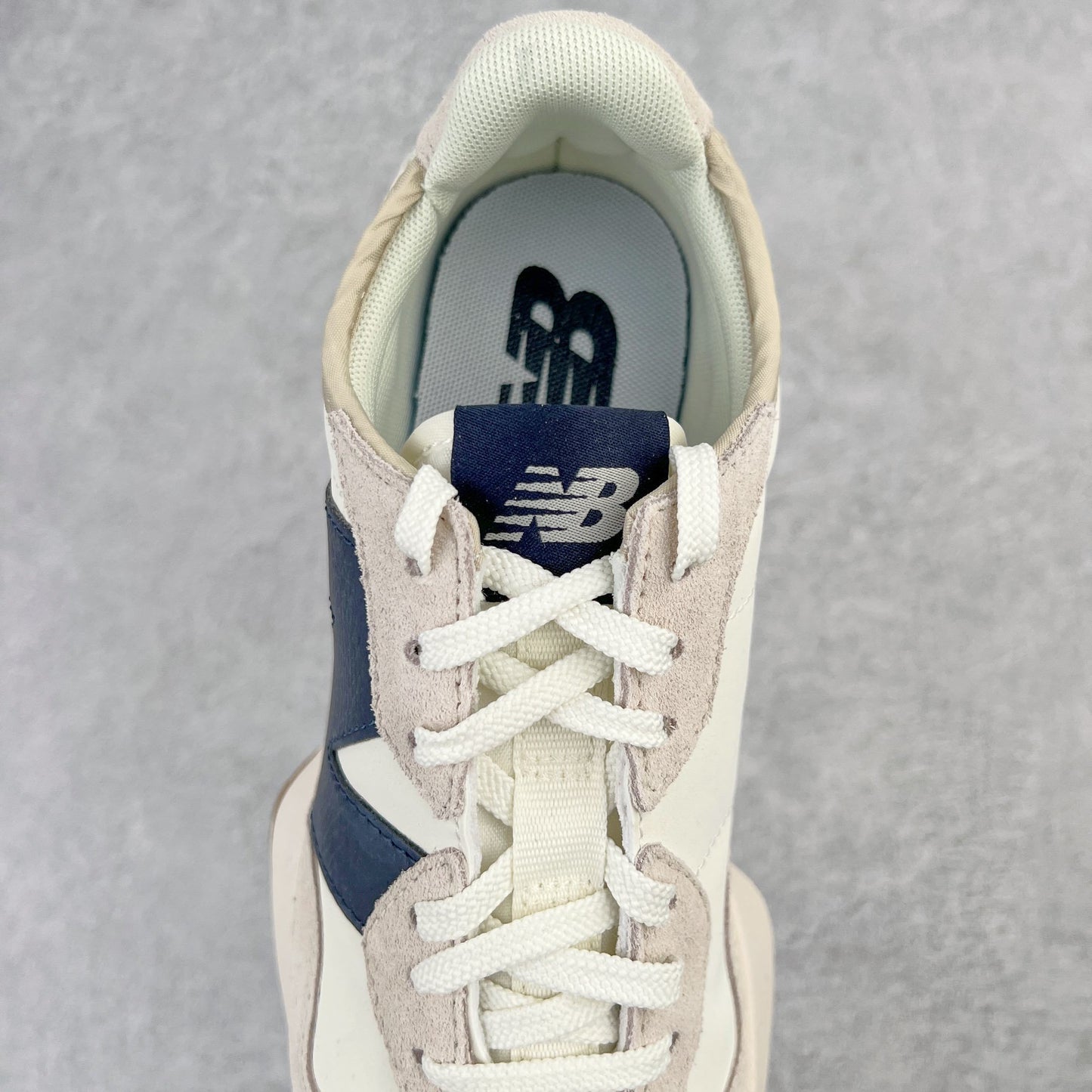 327 White and Blue Navy