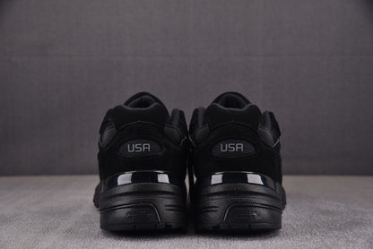 992 Triple Black