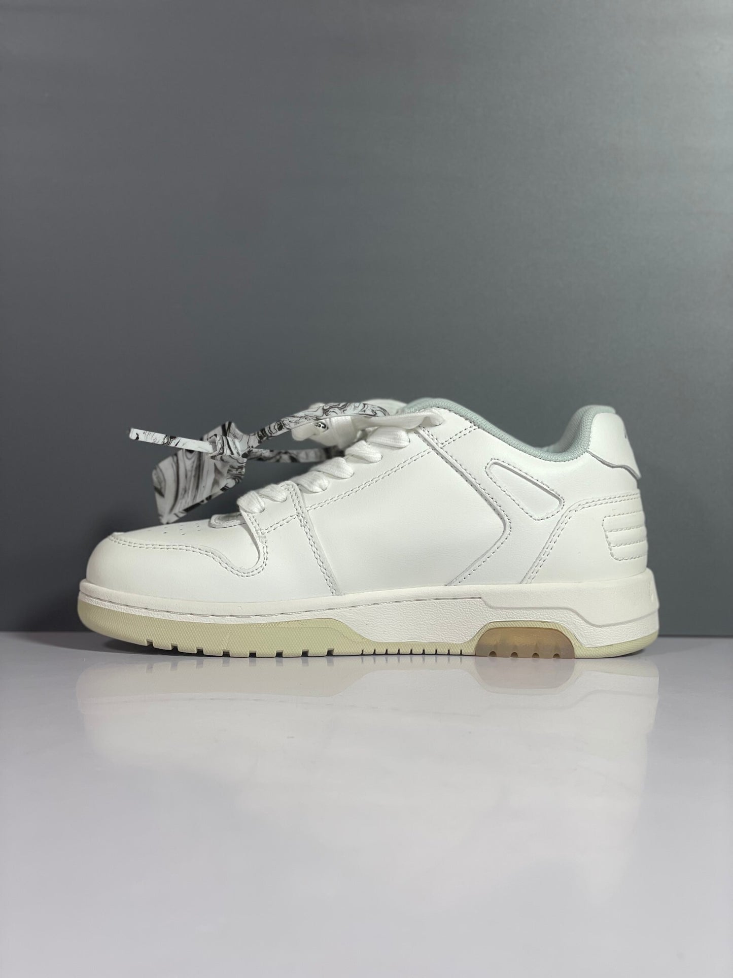 For Walking White  Sole Black