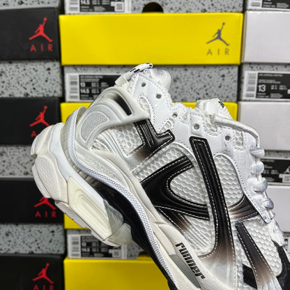 BLG Runner White/Black