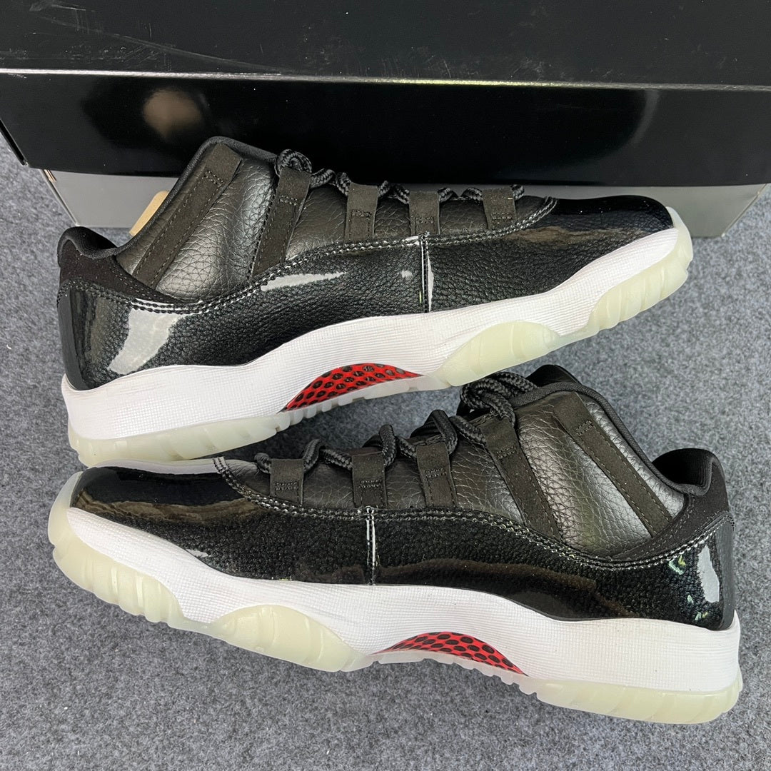 AJ11 Retro Low 72-10