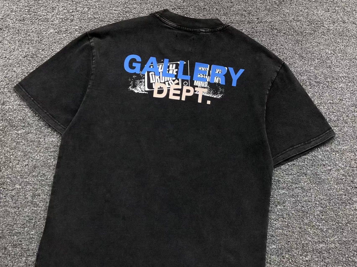 T-shirt GALLERY DEPT