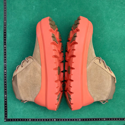TT UGG WEATHER HYBRID