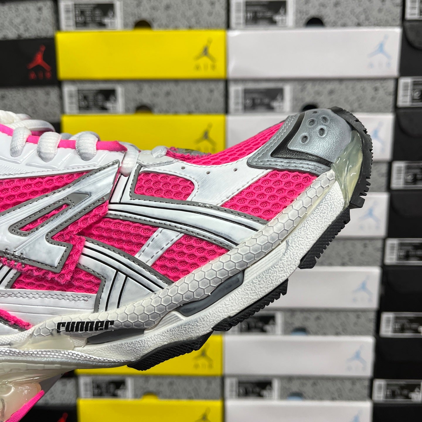 BLG Runner 7.0 White/Pink/Grey