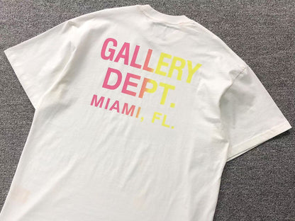 T-shirt GALLERY DEPT