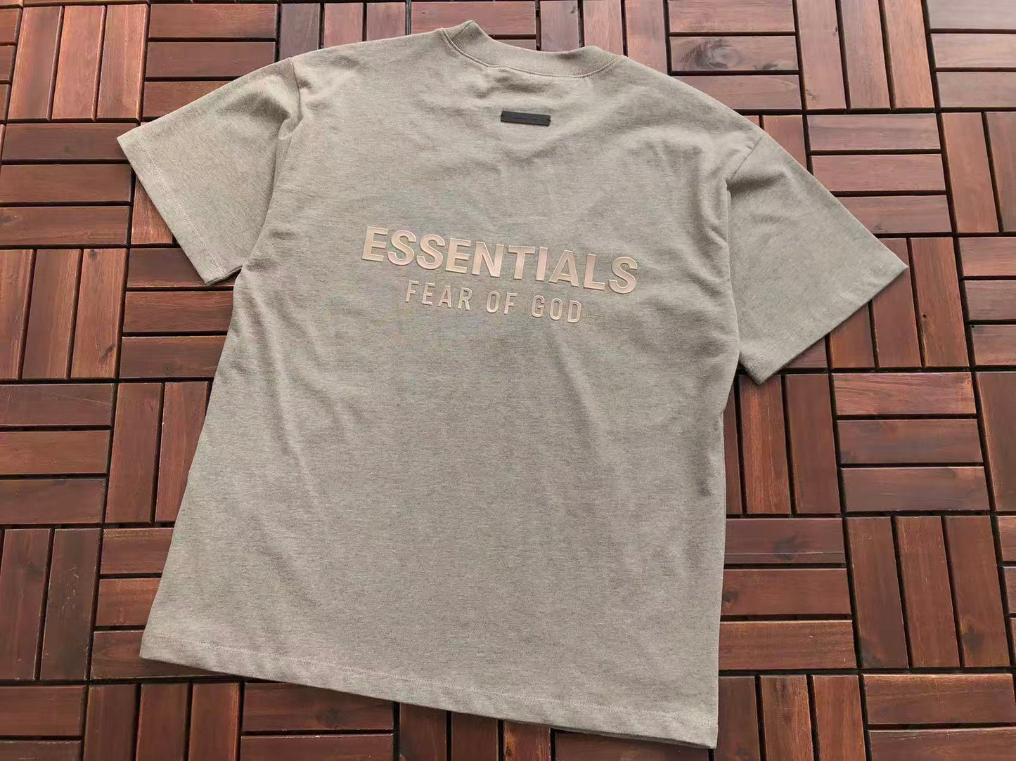 Conjuntos Essentials