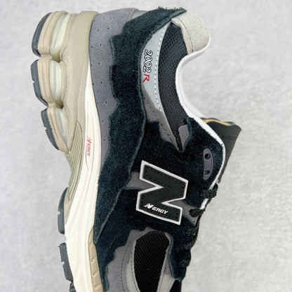2002 Black