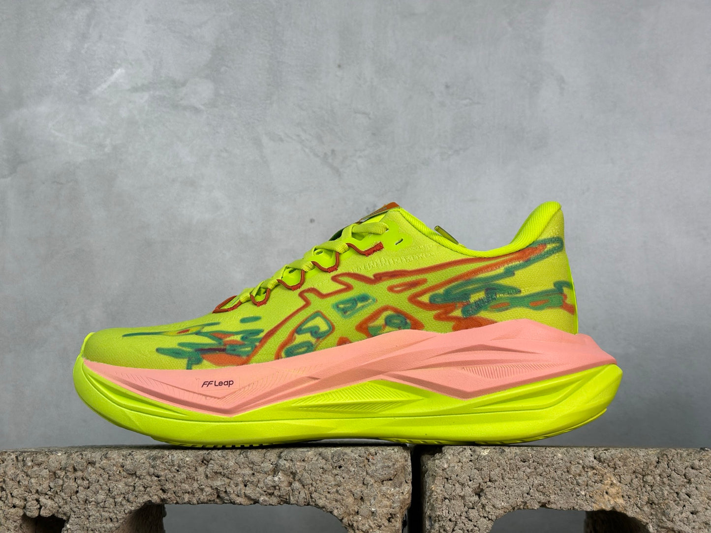 Superblast 3 Yellow/Pink