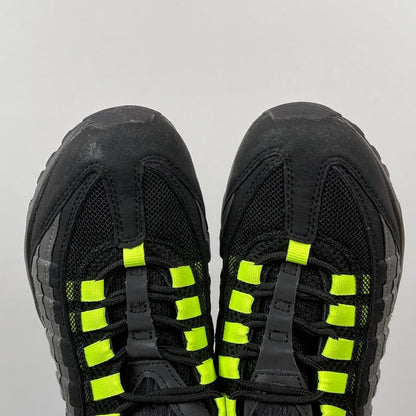 95 Black Neon