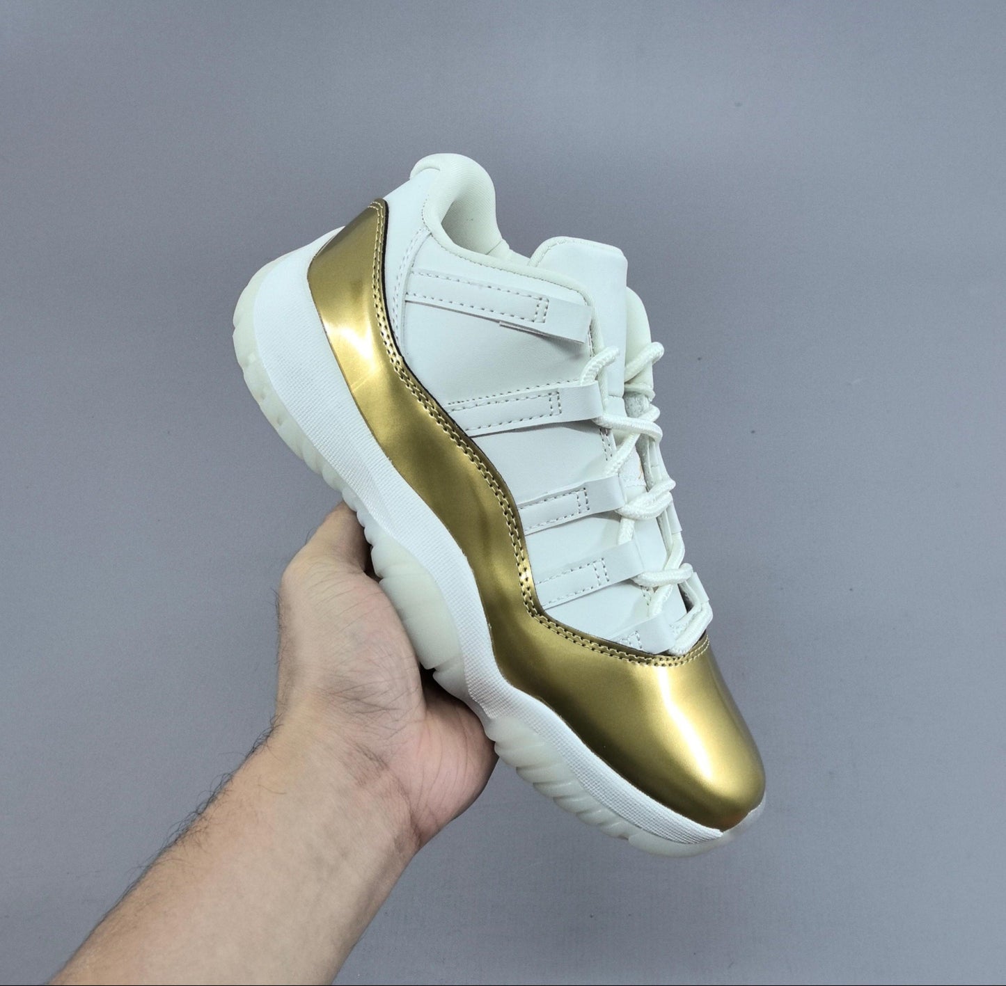 AJ11 High Retro Low Mother's Day