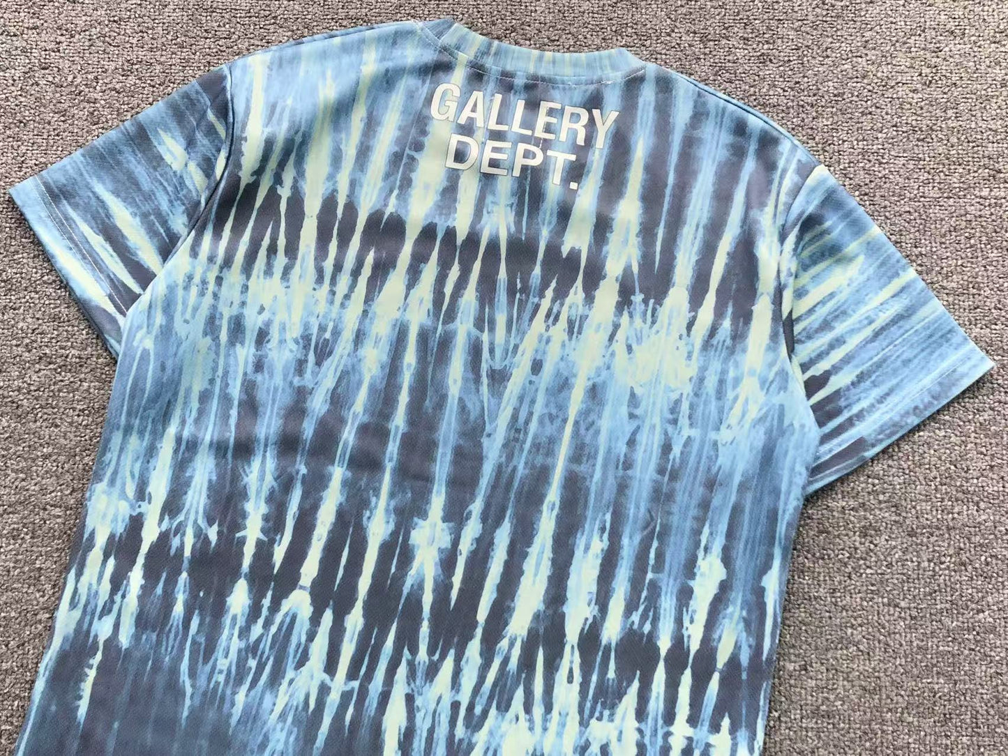 T-shirt GALLERY DEPT