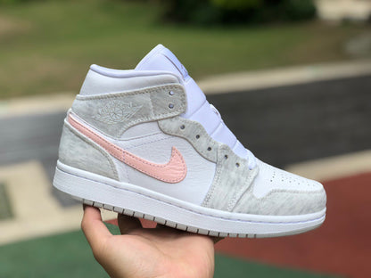 AJ1 MID Mid  Light Iron Ore