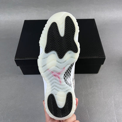 AJ11 Retro Low Light Bone Snakeskin
