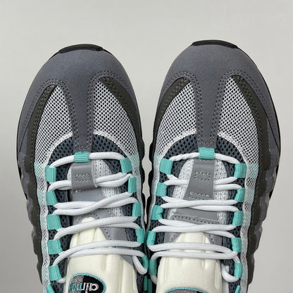 95 Hyper Turquoise