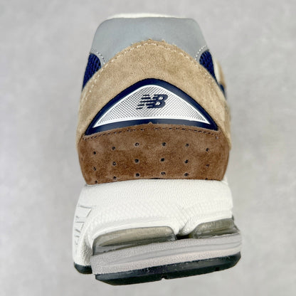 2002R Beige Navy Blue