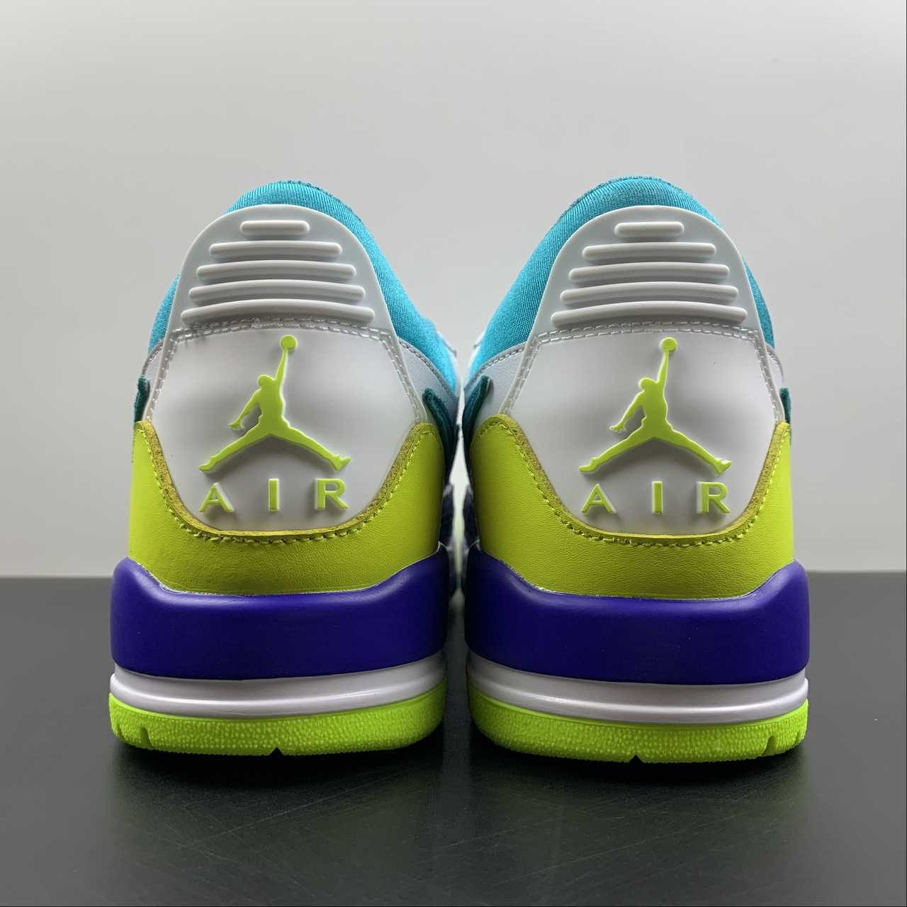 Legacy 312 Ultramarine Neon Yellow Aquamarine