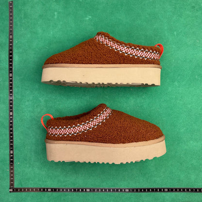 TT UGG