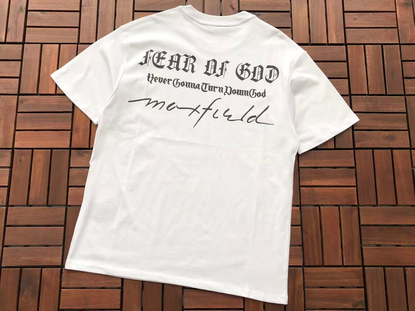 T-Shirts ESSENT