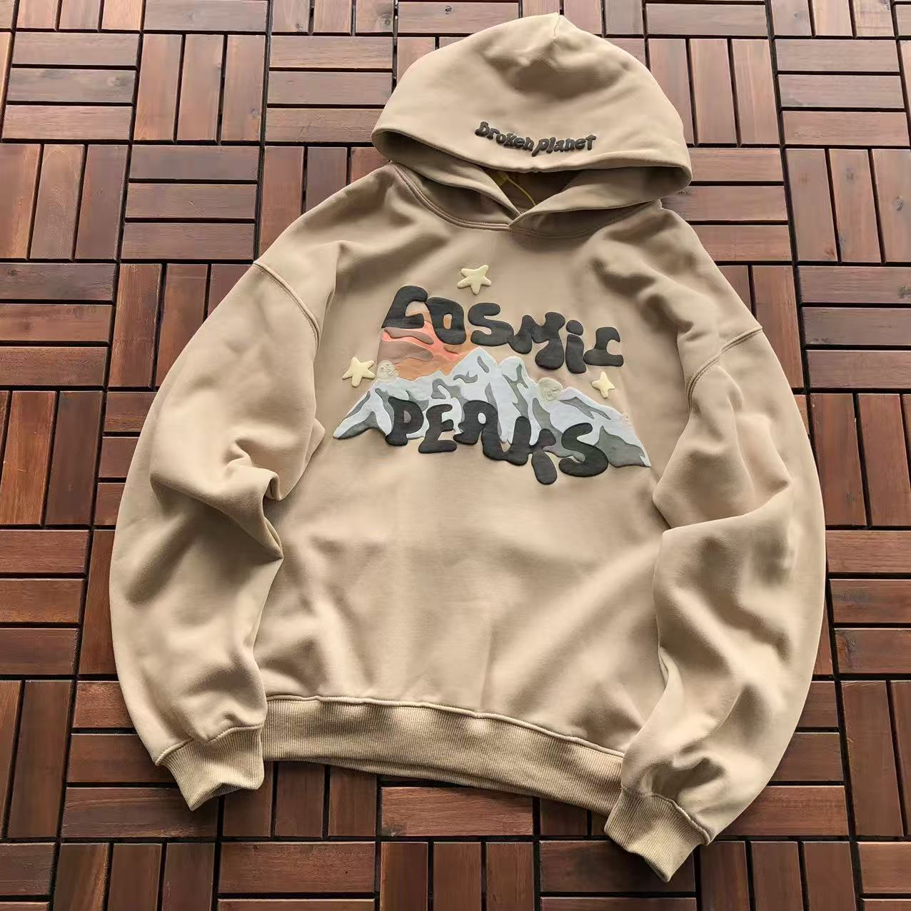 Broken Hodie