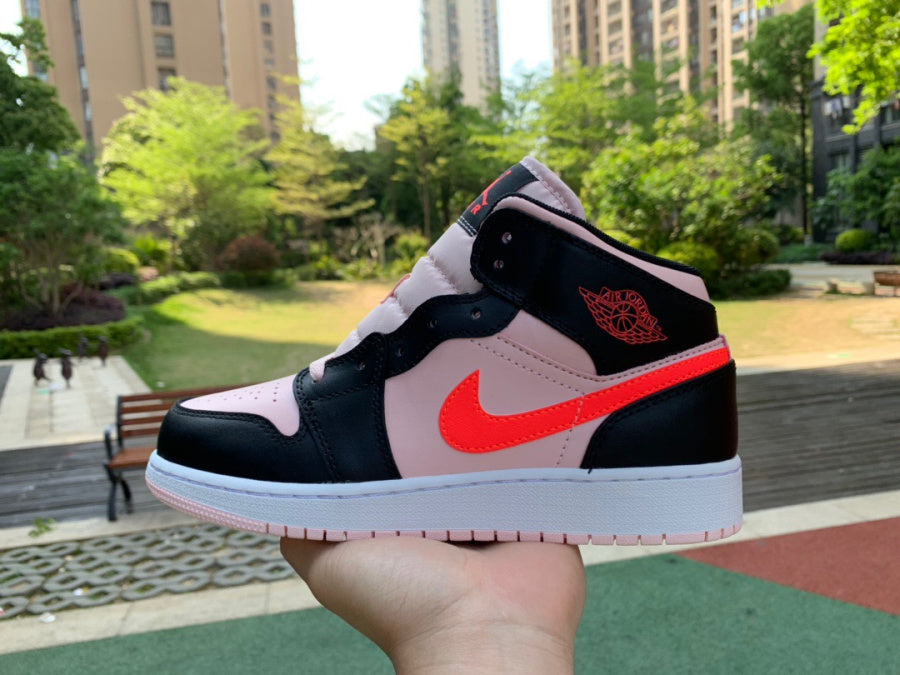 AJ1 MID Crimson