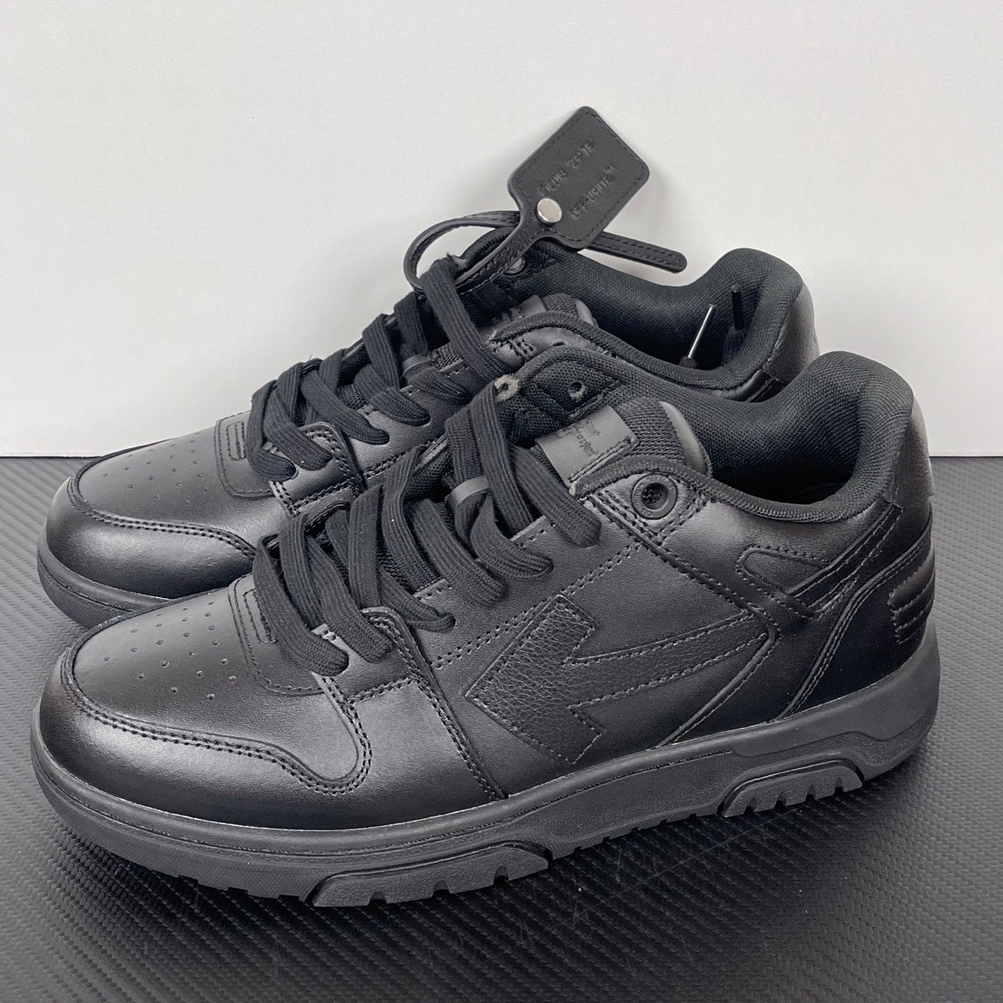 Out Of Office Black