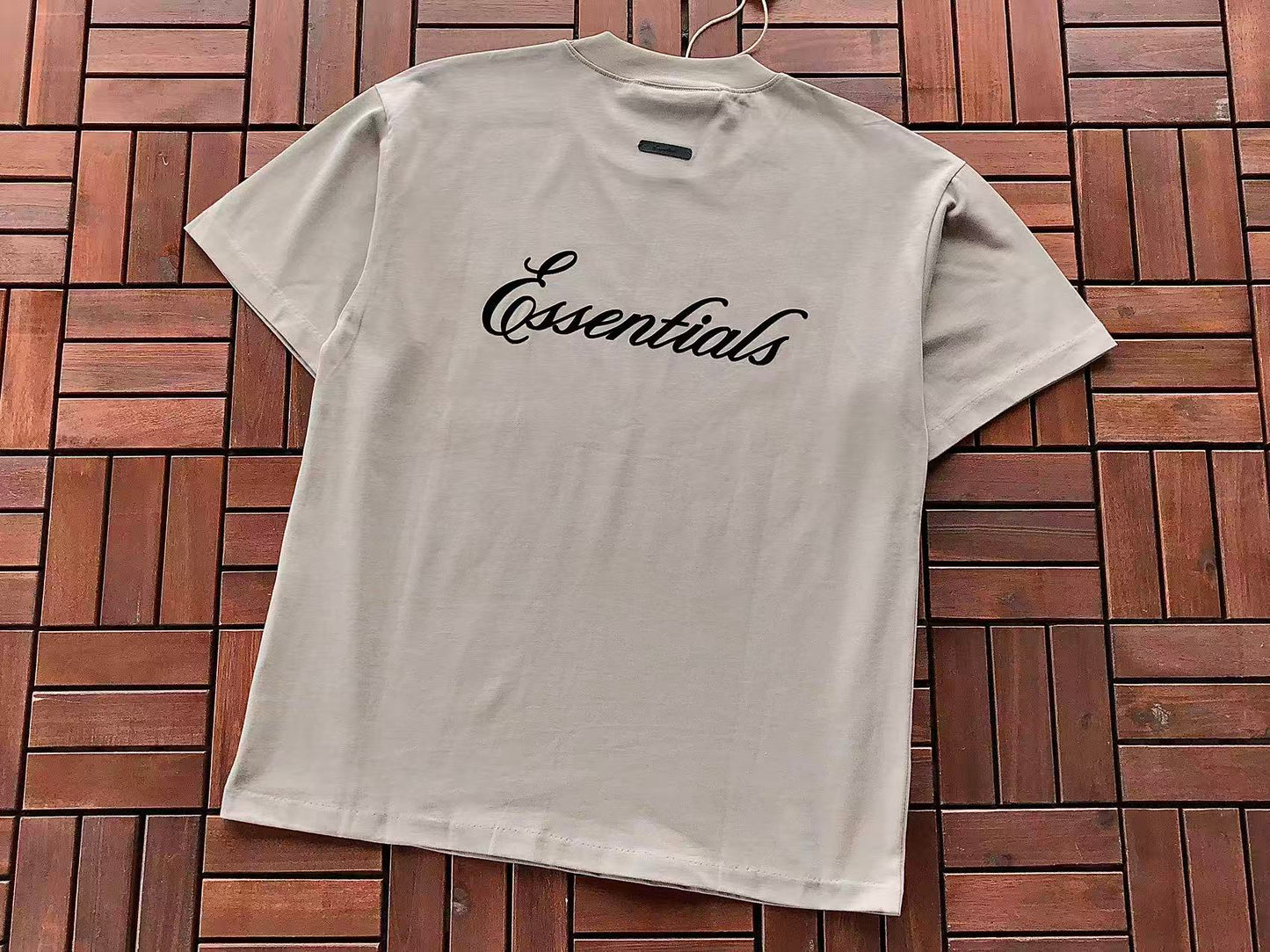 T-Shirts ESSENT