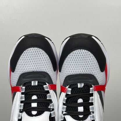 B22 White Red