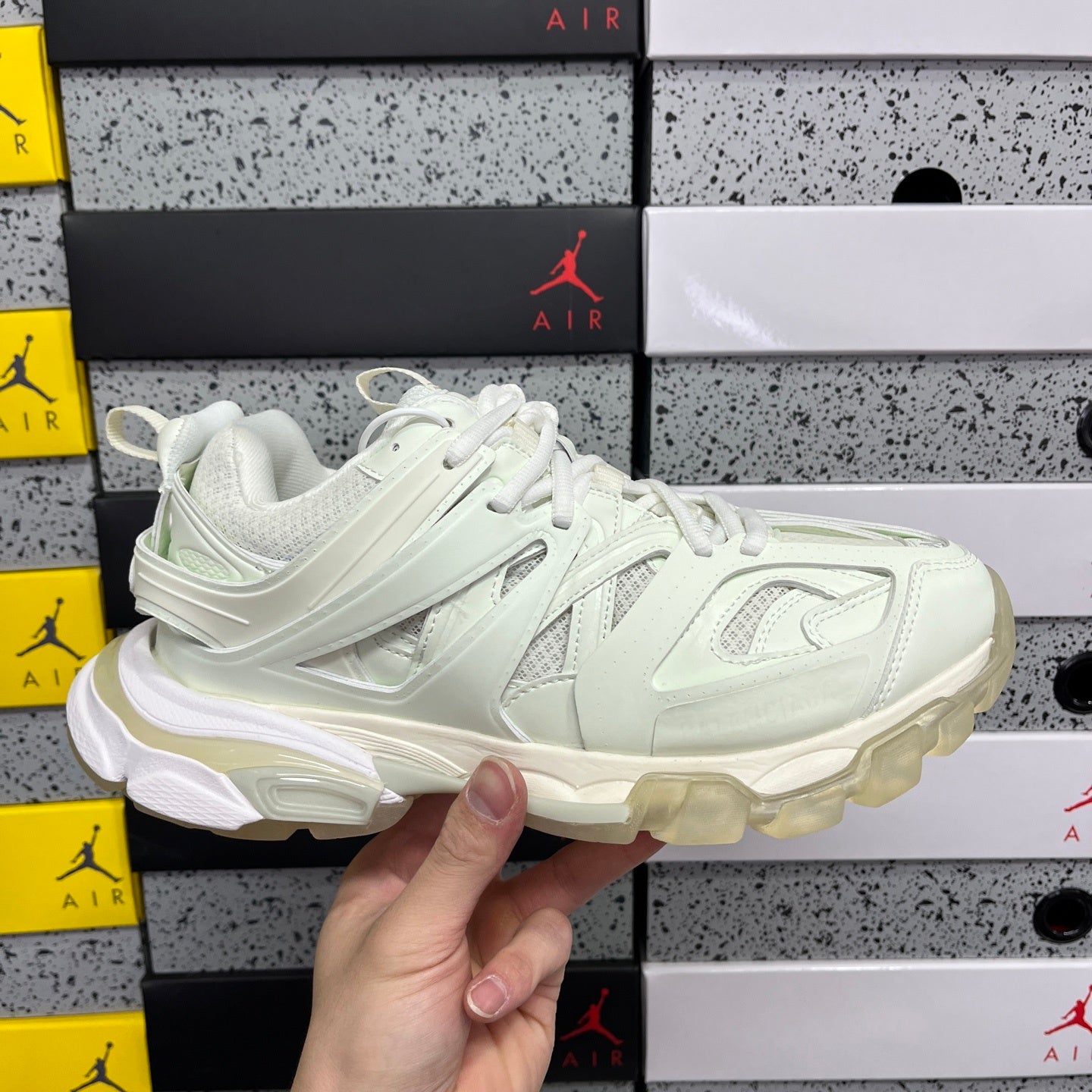 BLG Track Glow-In-The-Dark