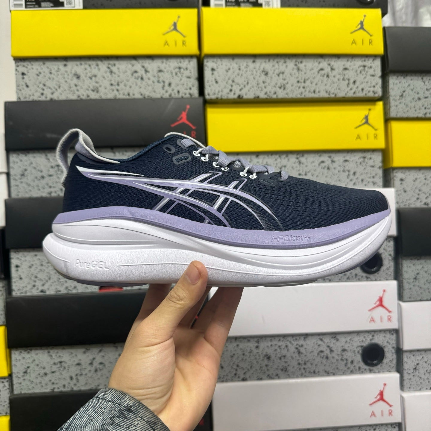 GEL-NIMBUS 28 Blue/Purple