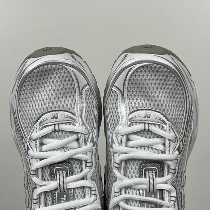 740 Triple White / Silver