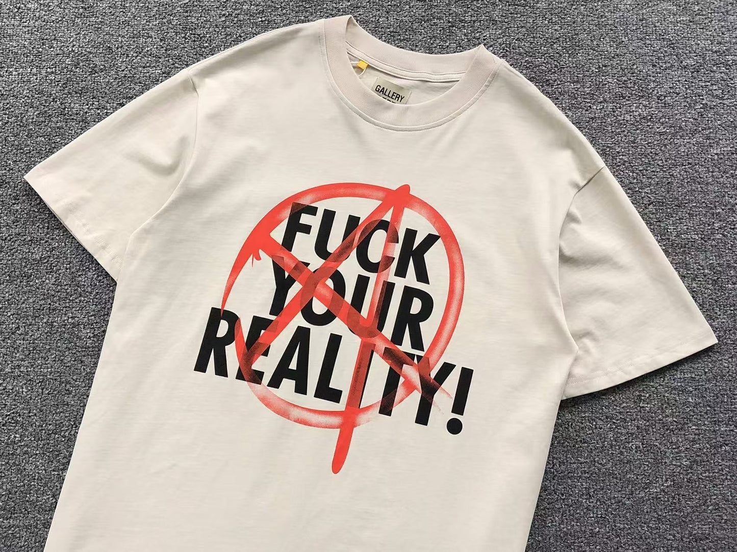 T-shirt GALLERY DEPT
