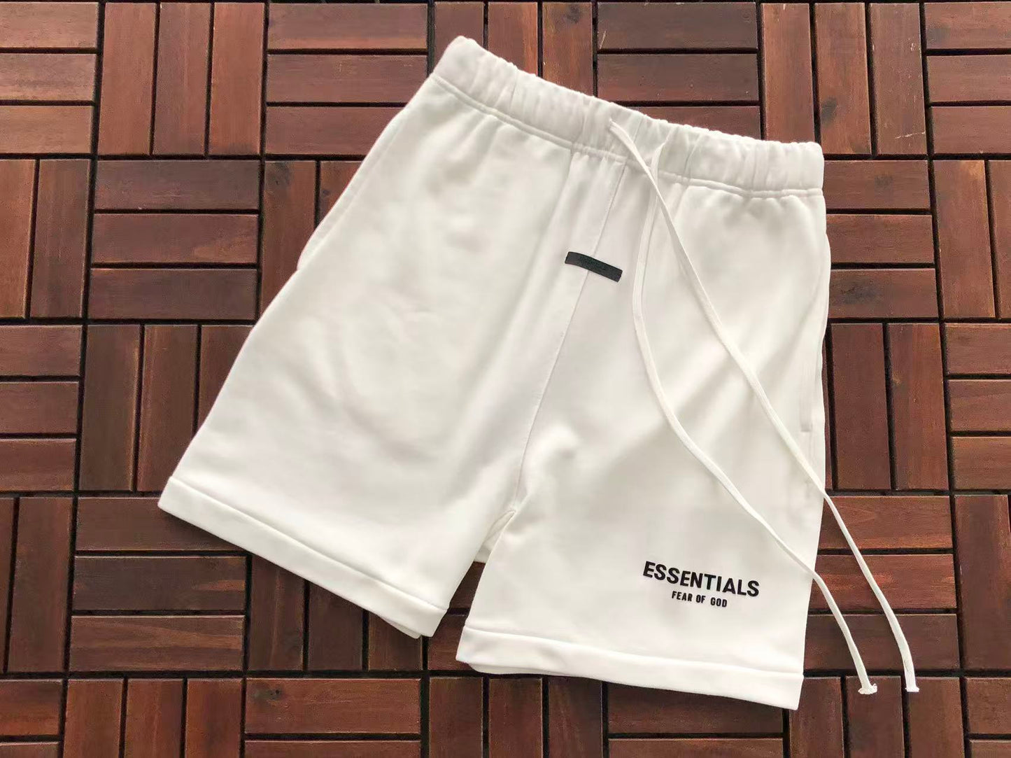 Conjuntos Essentials