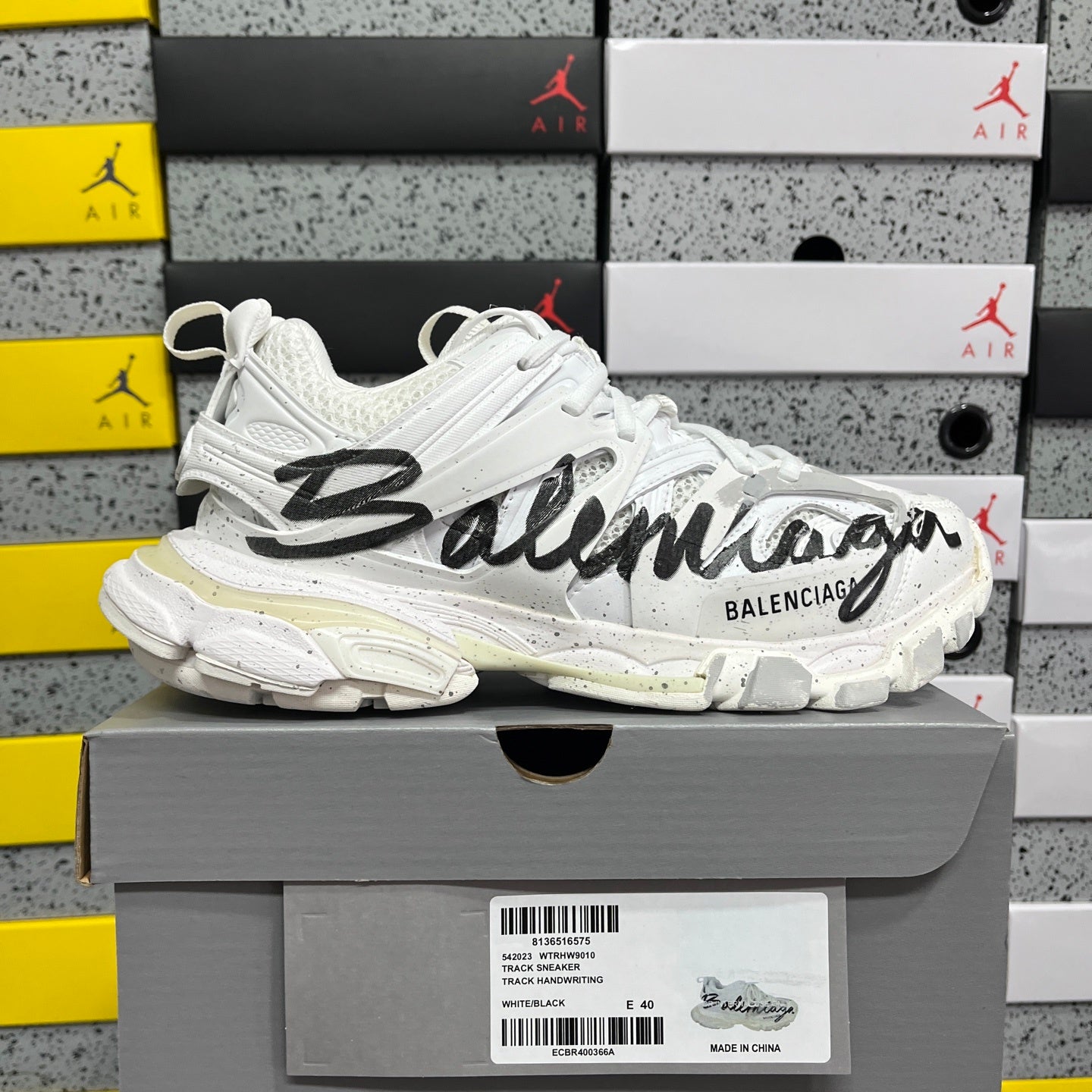 BLG Track Signature - White