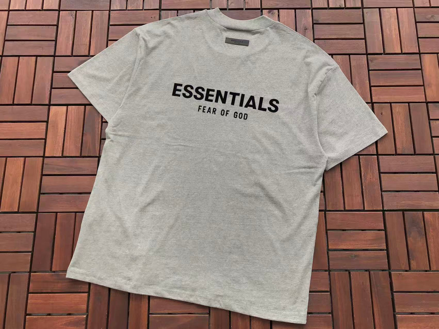 Conjuntos Essentials