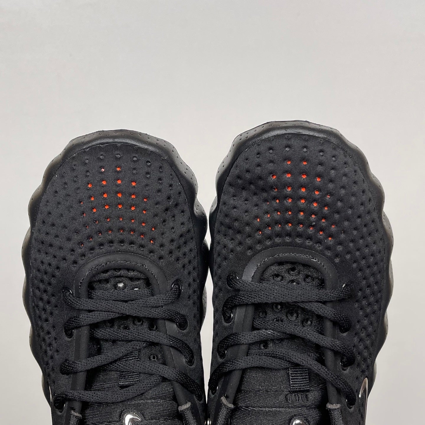 Mind Orange Black