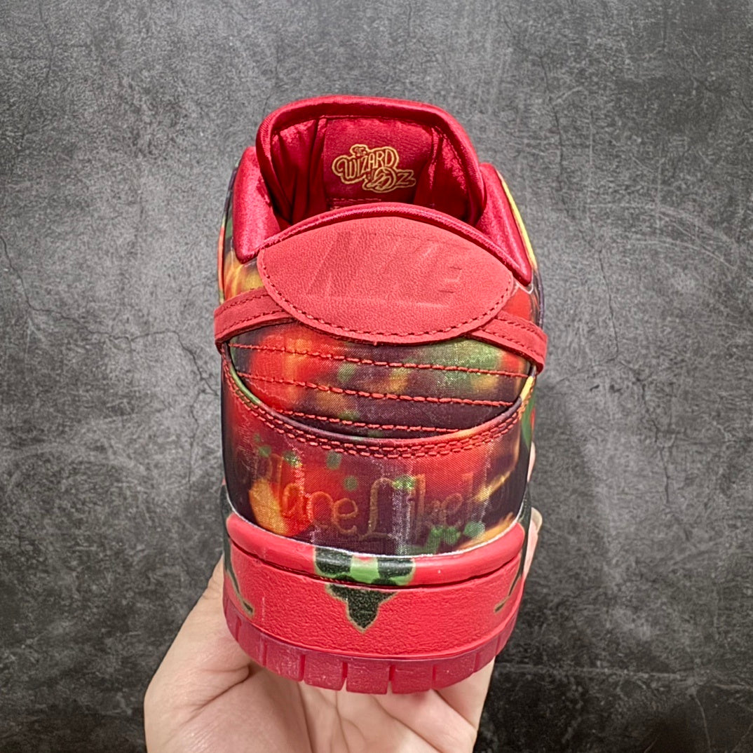 Dunk SB The Wizard of Oz Poppy Field
