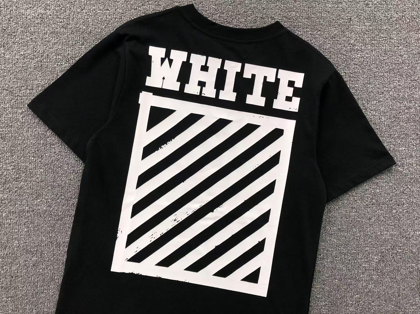 T-shirt Off