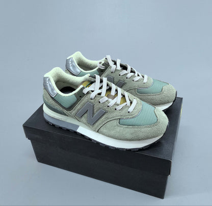 574 Legacy Stone Island