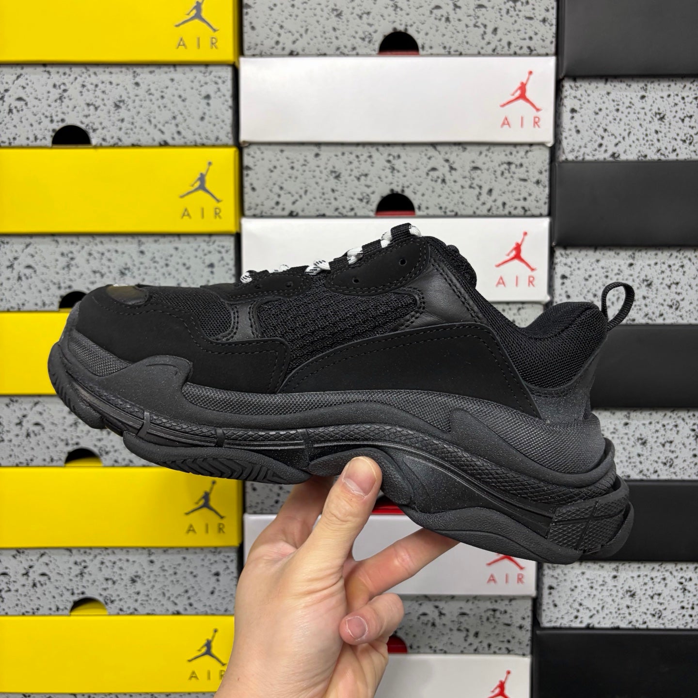 BLG Triple S Black