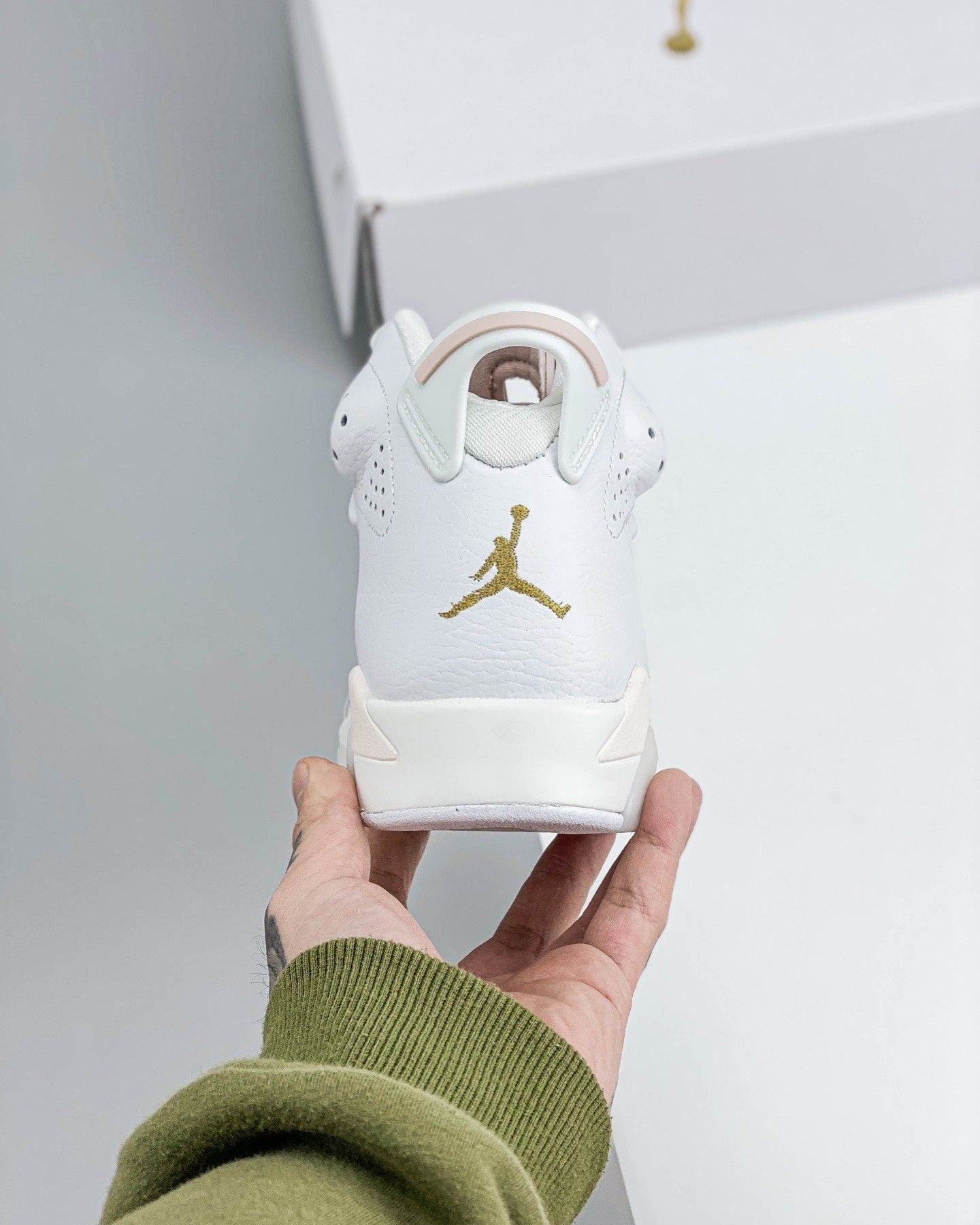 AJ6 Gold Hoops