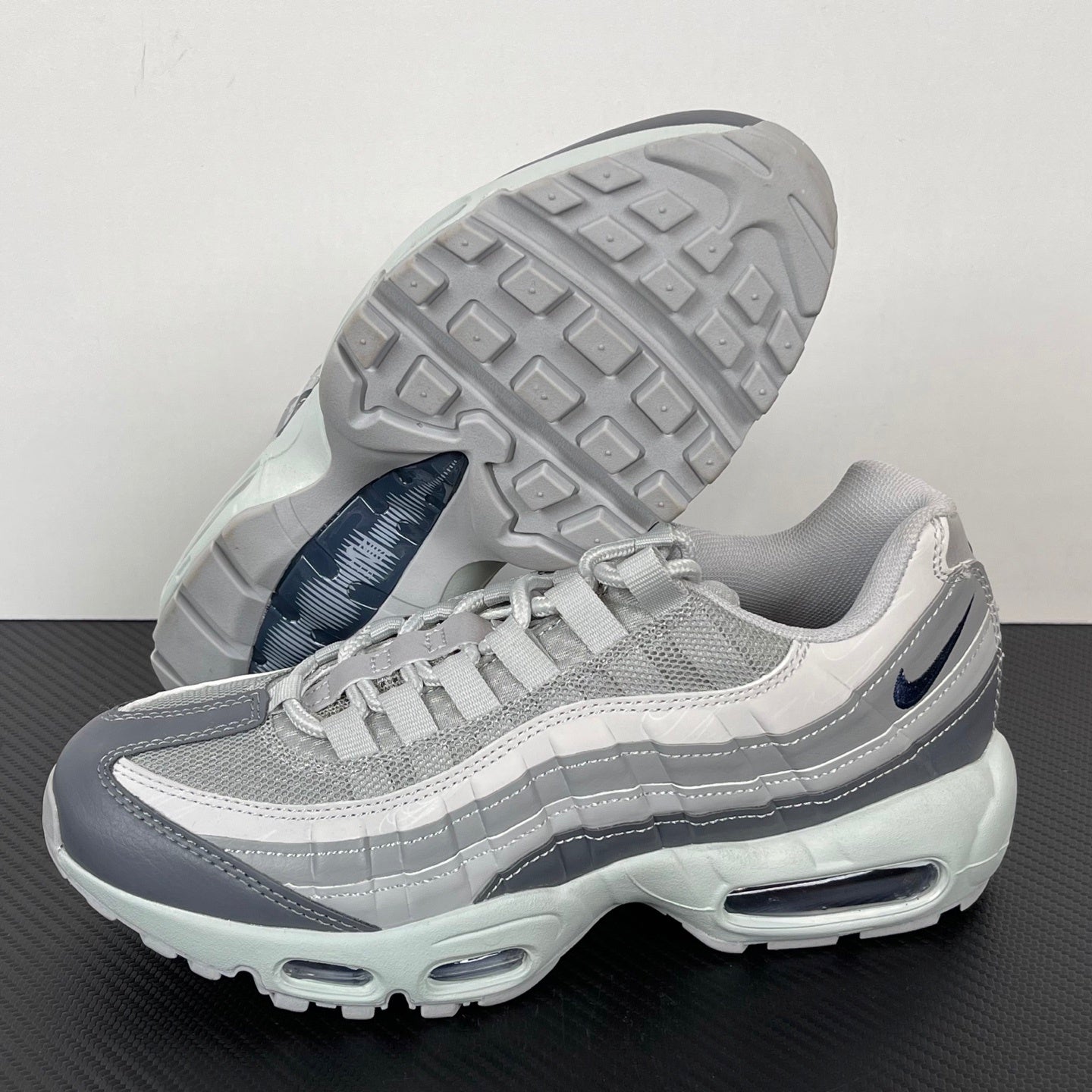 95 White Baby Blue Grey