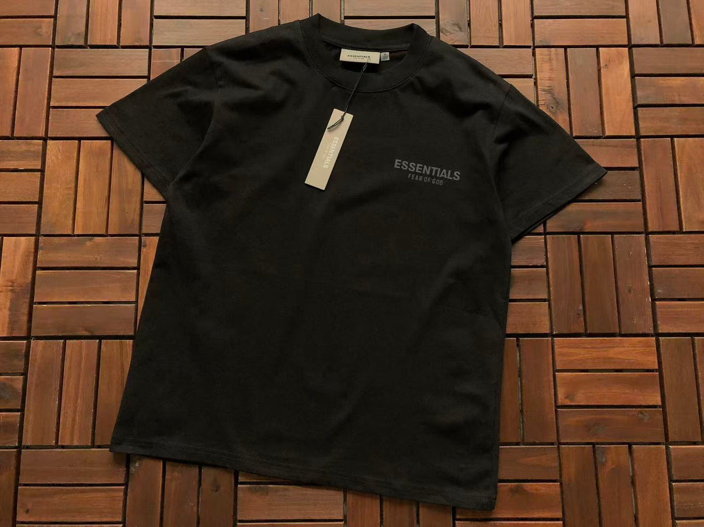 T-Shirts ESSENT