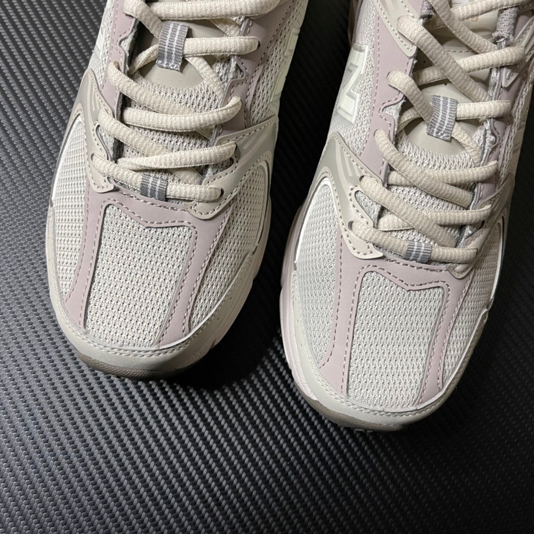 530 Light Elephant Grey